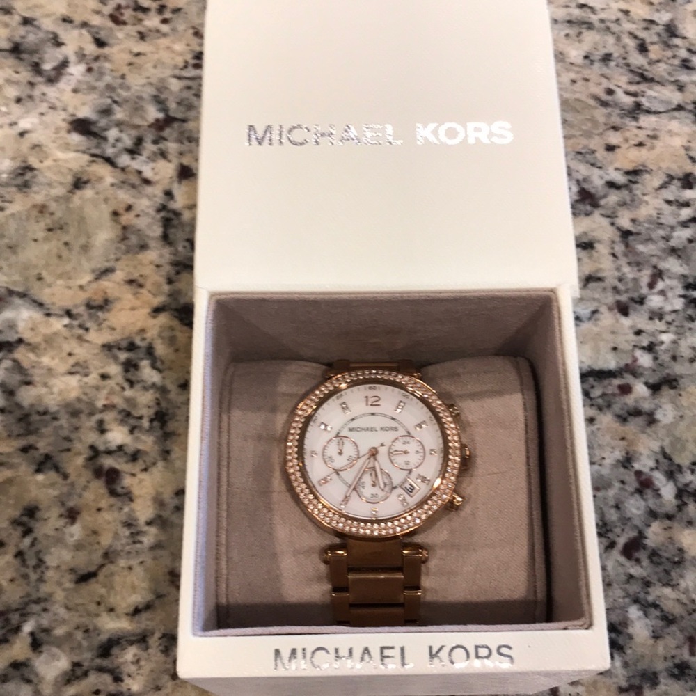 Used Michael Kors rose gold watch